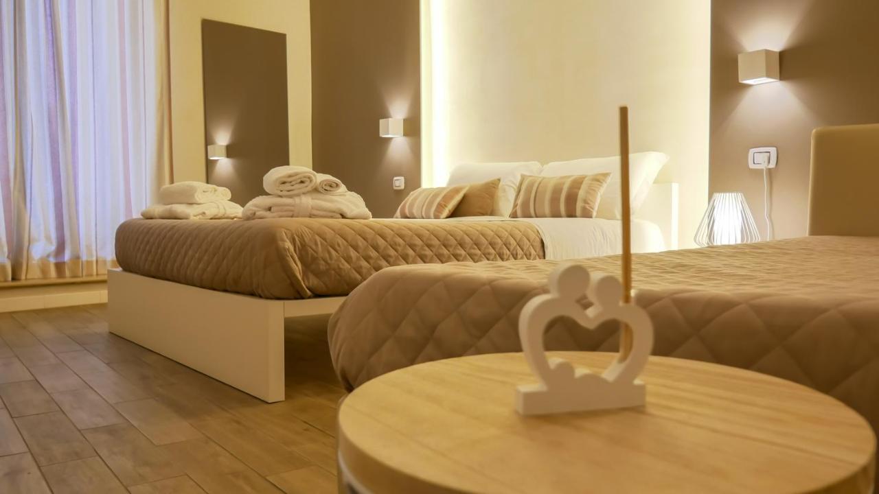 La Banchina Holiday Rooms Trani Luaran gambar