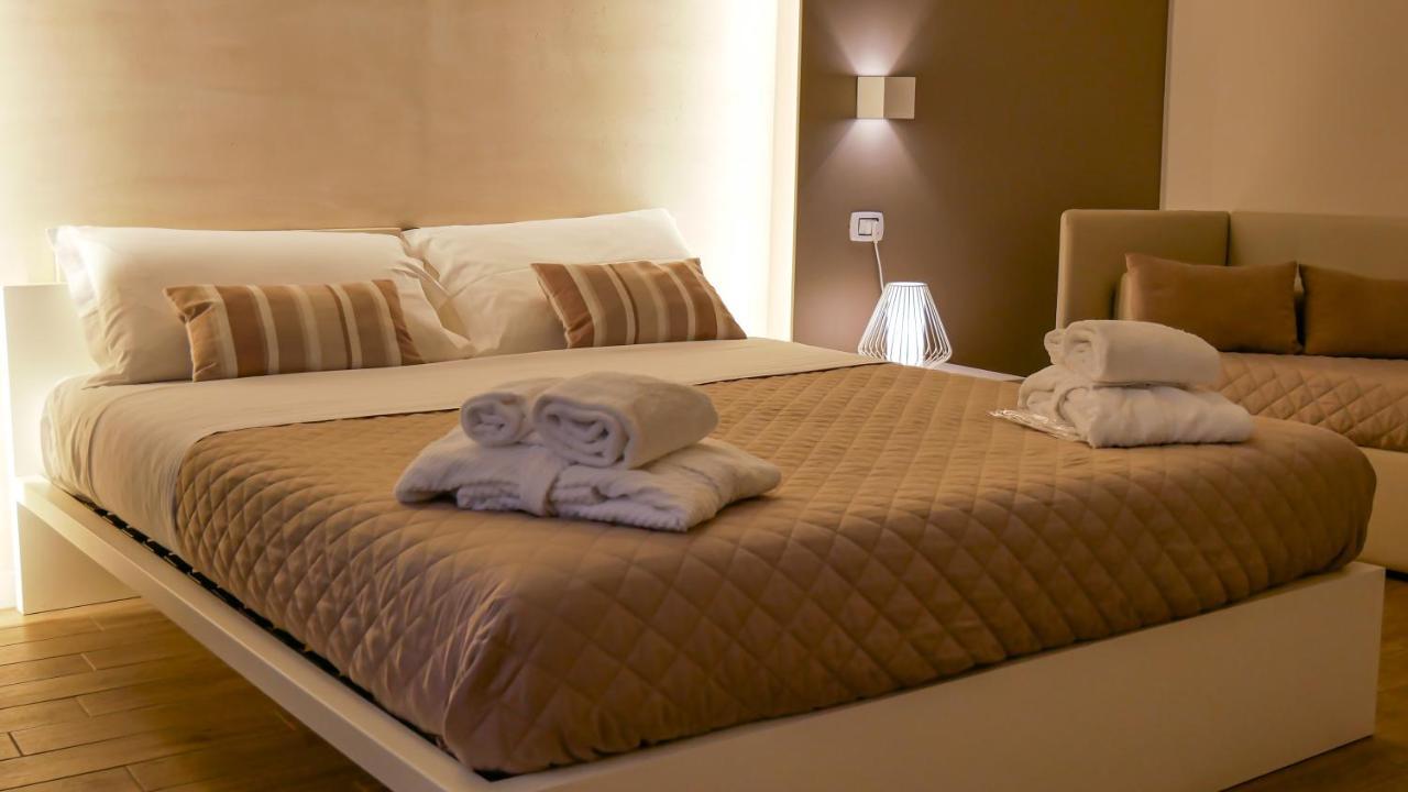 La Banchina Holiday Rooms Trani Luaran gambar