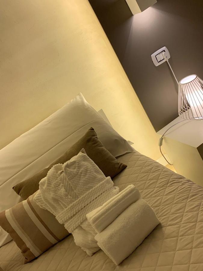 La Banchina Holiday Rooms Trani Luaran gambar