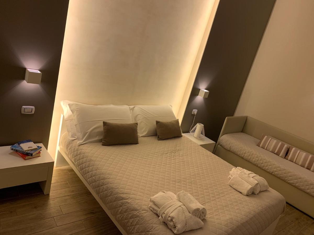La Banchina Holiday Rooms Trani Luaran gambar